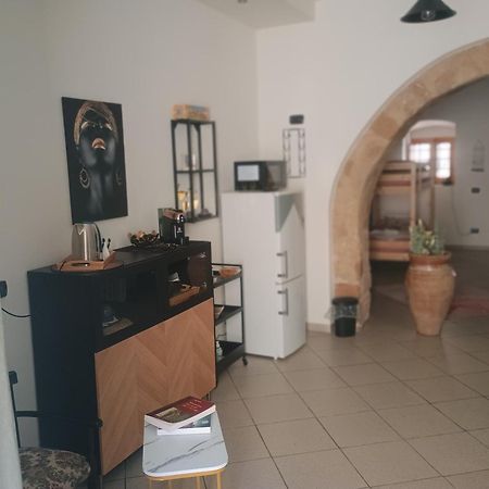 Al Vico Bartoli Suite Room Mazzarino Exterior foto
