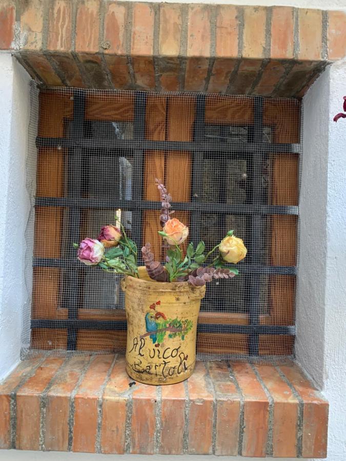 Al Vico Bartoli Suite Room Mazzarino Exterior foto
