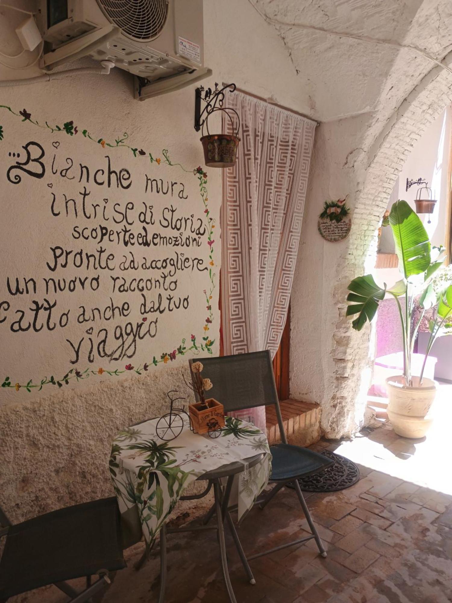 Al Vico Bartoli Suite Room Mazzarino Exterior foto